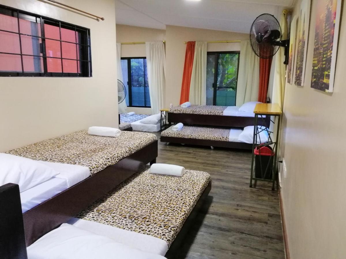 Blue Residence Tagaytay Tagaytay City Exterior photo