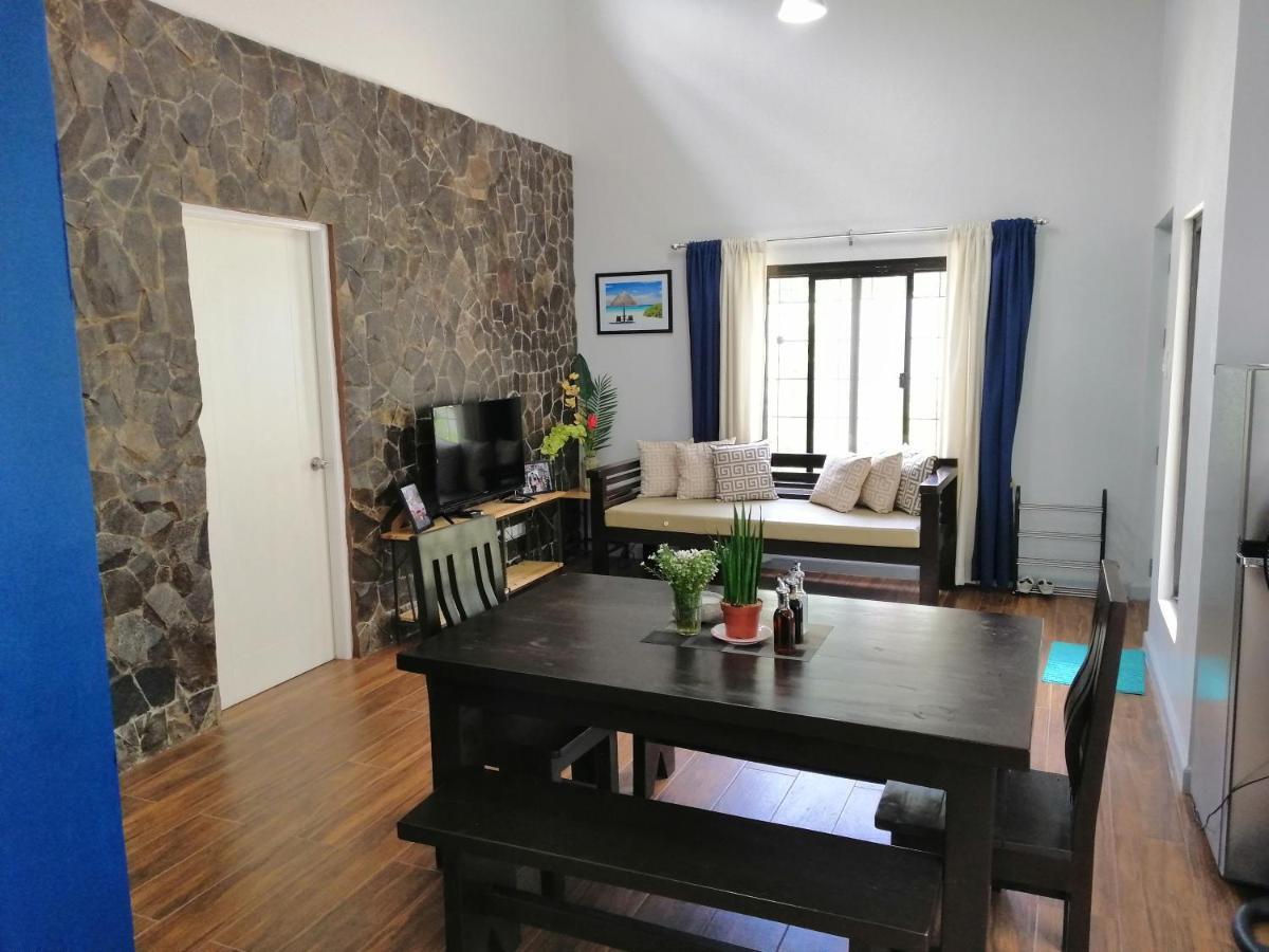 Blue Residence Tagaytay Tagaytay City Exterior photo
